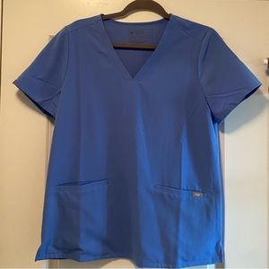 Three pocket FIGS top